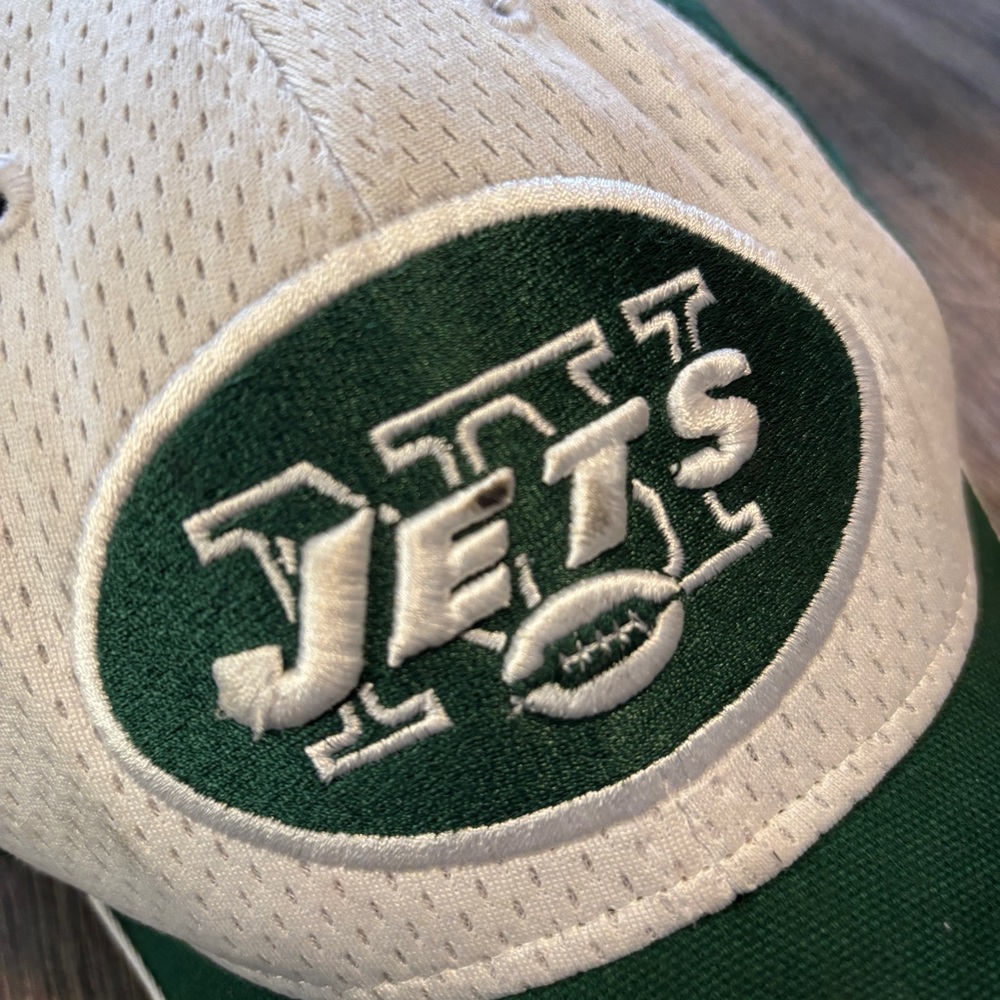 Jets Green and White Cap - Picture 6 of 7